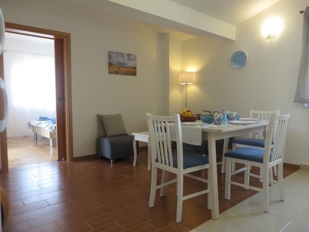 Filipovic Apartments With Pool بيوغْغاد نا موغو المظهر الخارجي الصورة