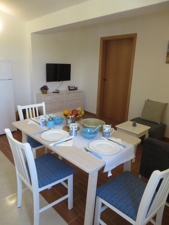 Filipovic Apartments With Pool بيوغْغاد نا موغو المظهر الخارجي الصورة